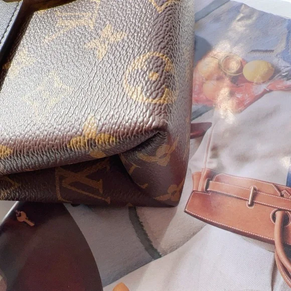 Louis Vuitton Lock BB Black❌sold❌ - Picture 6 of 16